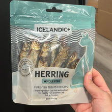 Load image into Gallery viewer, Icelandic Herring Treats 1.5oz