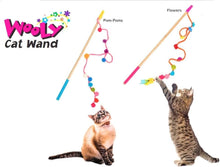 Load image into Gallery viewer, Chilly Dog Hand Crochet Wooly Cat Wand Toy - Pom Pom
