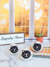 Load image into Gallery viewer, Black Cat Eco Dryer Ball
