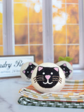 Load image into Gallery viewer, Black Cat Eco Dryer Ball
