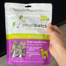 Load image into Gallery viewer, Smallbatch Freeze-Dried Turkey Hearts 3.5oz
